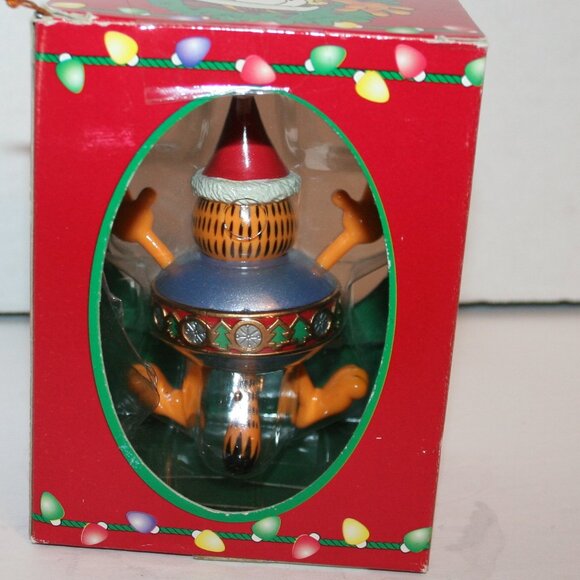 Garfield Trim-A-Tree HOLIDAY Christmas Ornament Paws 1996 - Picture 2 of 4